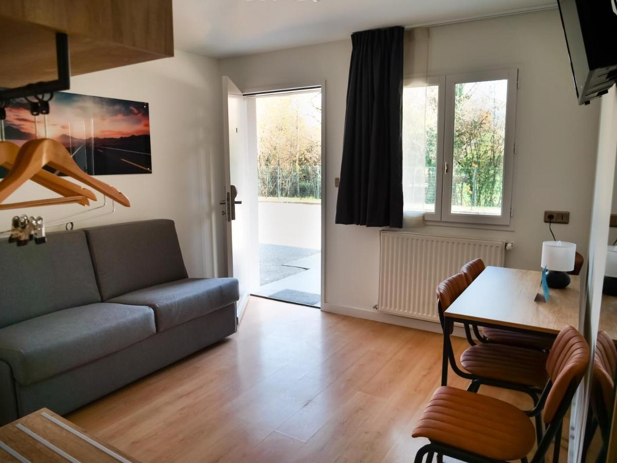 Motel 991 Viviers-du-Lac エクステリア 写真