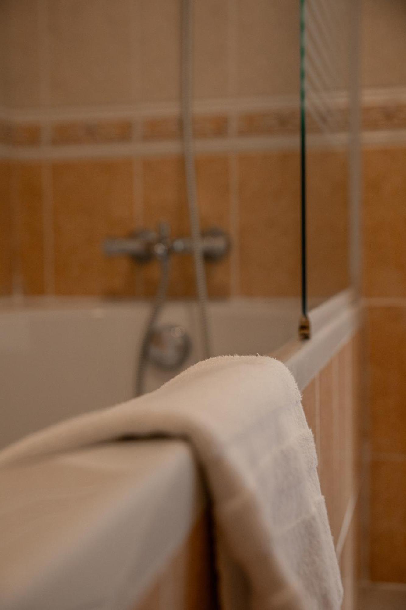 Motel 991 Viviers-du-Lac エクステリア 写真
